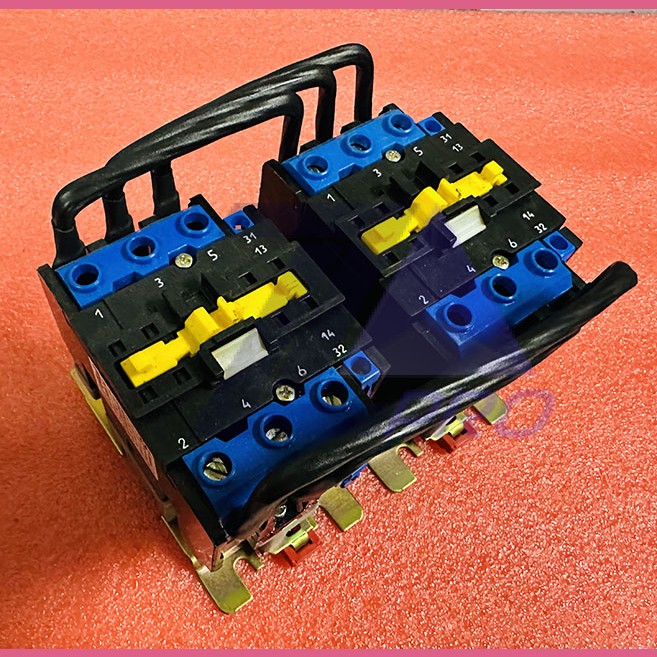 Пускатель электромагнитный 220В 63А ПМЛ-4560М 0*4А Etal