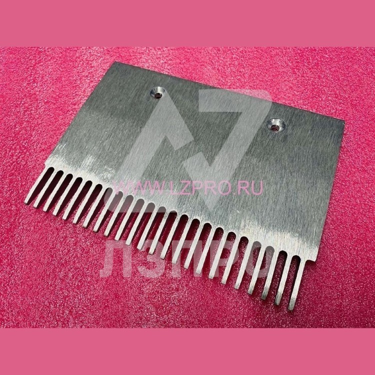 Гребенка правая траволатора 24 зуба 206 мм 606 NCT DAA453NNT5 Otis