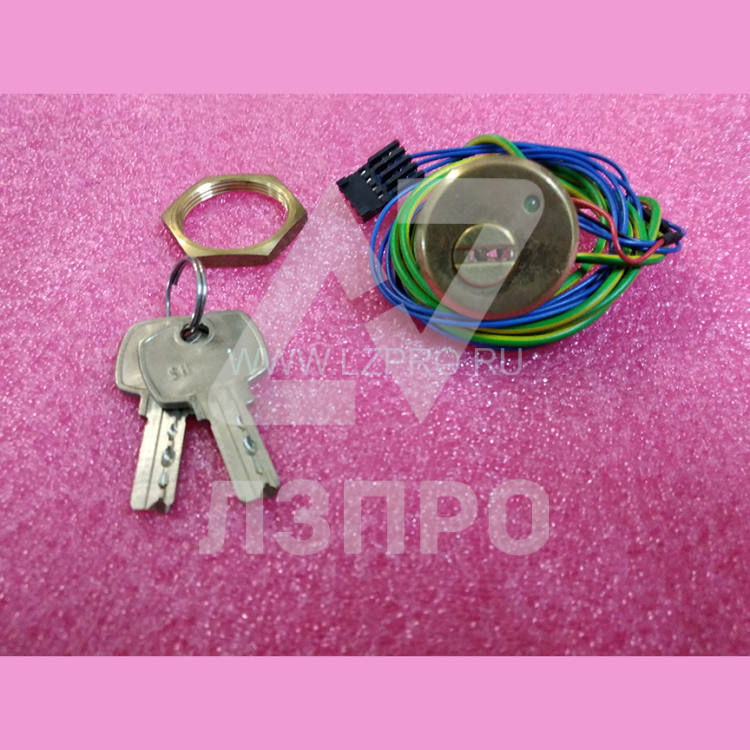 Ключевина SH2, 24 В, латунь, с зеленой подсветкой, автовозврат, разъем AMP Otis FAA431R2