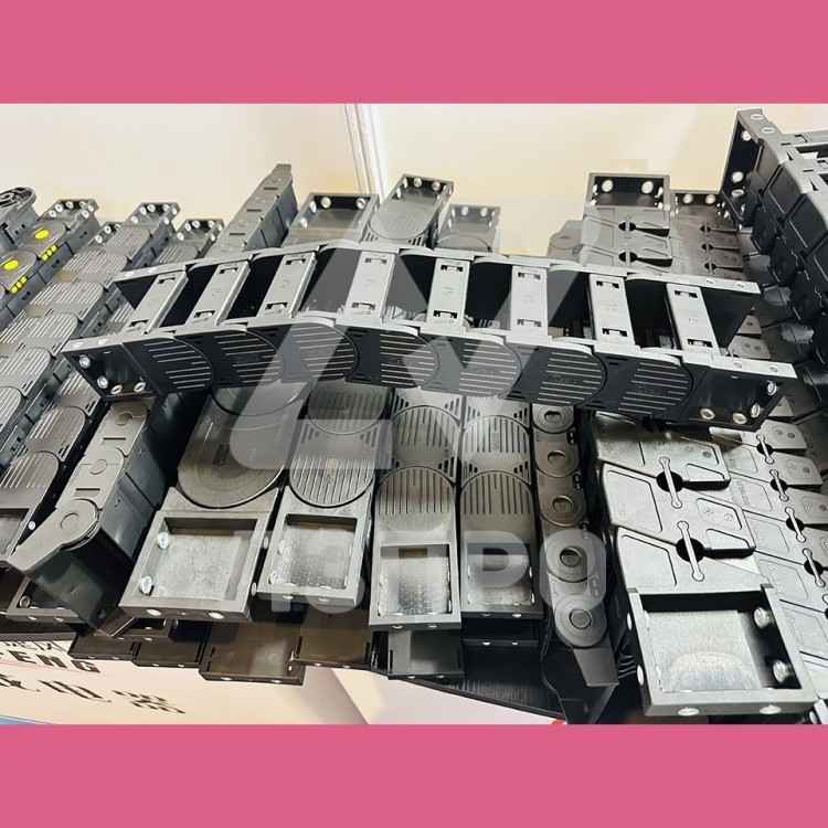 Промышленные пластиковые кабель-каналы (кабельные цепи, пр-во Китай)