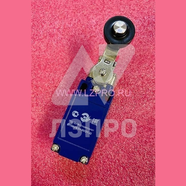 Выключатель путевой (рычаг с пластиковым роликом d-22мм) ВП19М-21Б-331-65У2.11.22