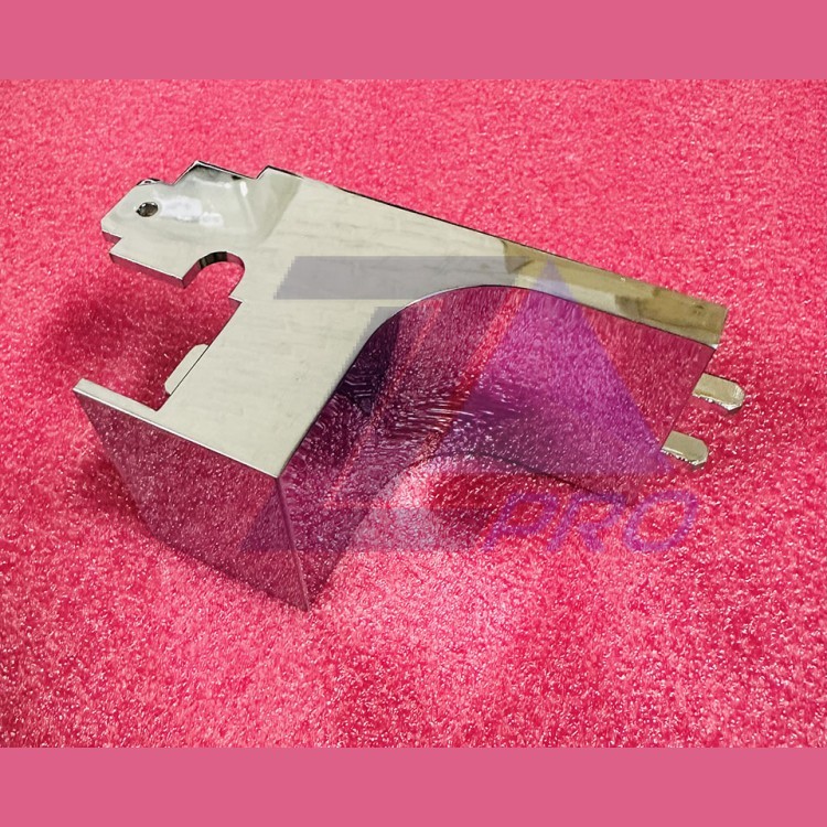 Угловое крепление (декоративная вставка) плинтуса хромированное FAA459AV4 Otis