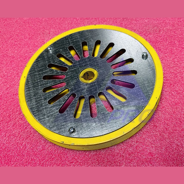 Шкив в сборе привода дверей кабины D=240мм 0601С.03.30.030 МЛЗ