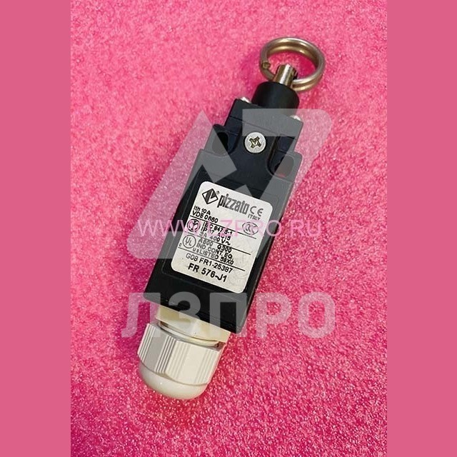 Выключатель концевой с кольцом FR 576-J1 Pizzato