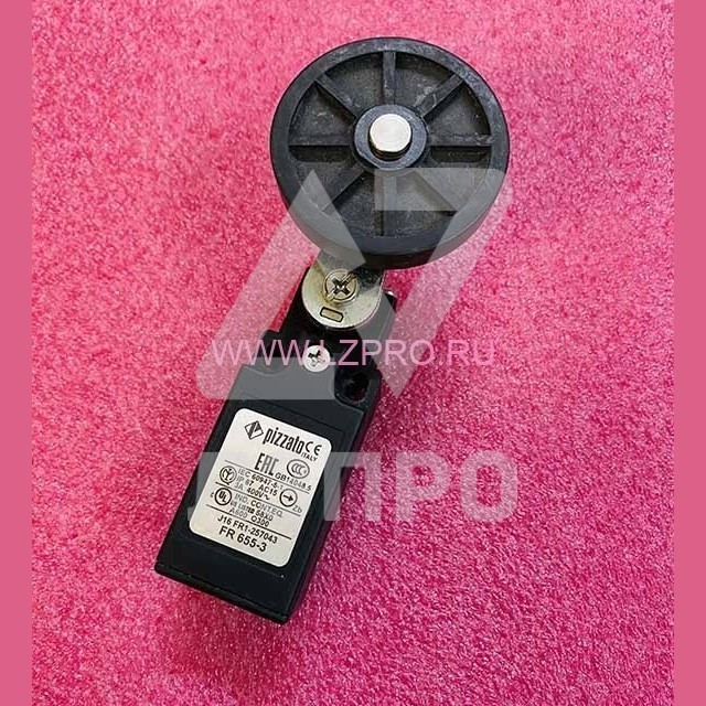 Выключатель конечный (концевой) FR 655-3 Pizzato Italy