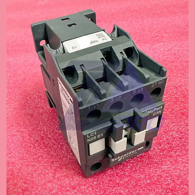 Контактор 220V 1NC 11kW 25A LC1N2501M5N Schneider Electric