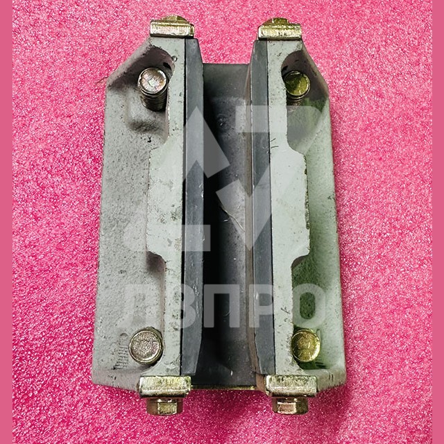 Башмак противовеса с вкладышем под направляющую 16 мм L=120 мм 3R54030A Sigma