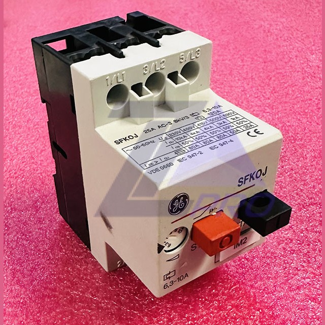 Автоматический выключатель защиты двигателя 3P 6,3-10,0A 100кА SFKOJ General Electric