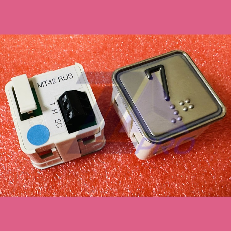 Модуль кнопочный "7" синяя подсветка с шрифтом Брайля MT42 RUS Schaefer ЩЛЗ