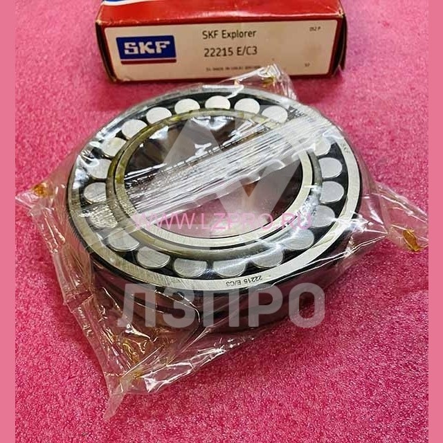 Подшипник сферический роликовый 22215 E/C3 SKF