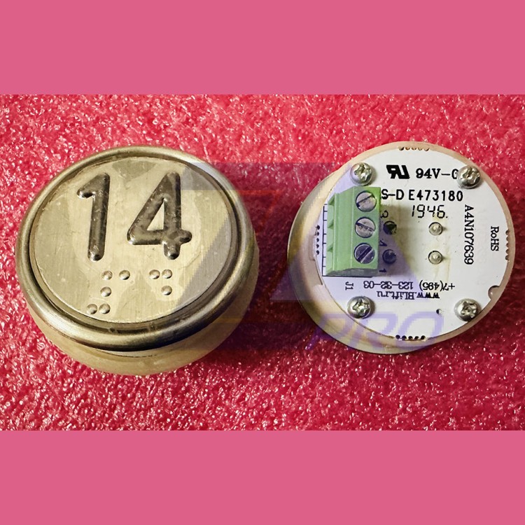 Кнопочный модуль с шрифтом Брайля 14 разъём под винт A4N107639 MA2D04-D-R-14 ЩЛЗ КМЗ