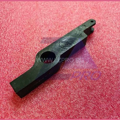 Качалка защелка отводки двери кабины 0411Е.03.10.063 Ecomaks ЩЛЗ