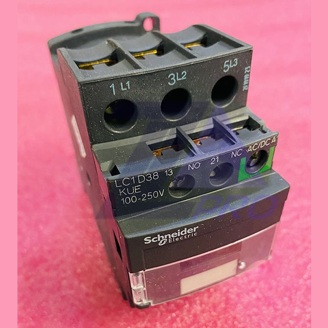 Контактор Tesys 100-250V AC\DC 38A LC1D38KUE Schneider Electric