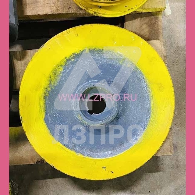 Маховик D-335 мм d-42 мм конус КМЗ