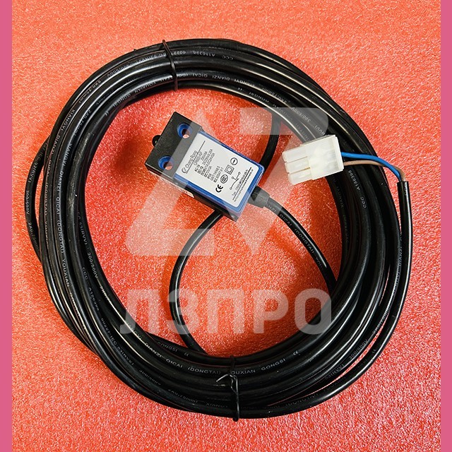 Выключатель путевой несамовозвратный натяжного устройства CR600-NF KM51521997 Kone