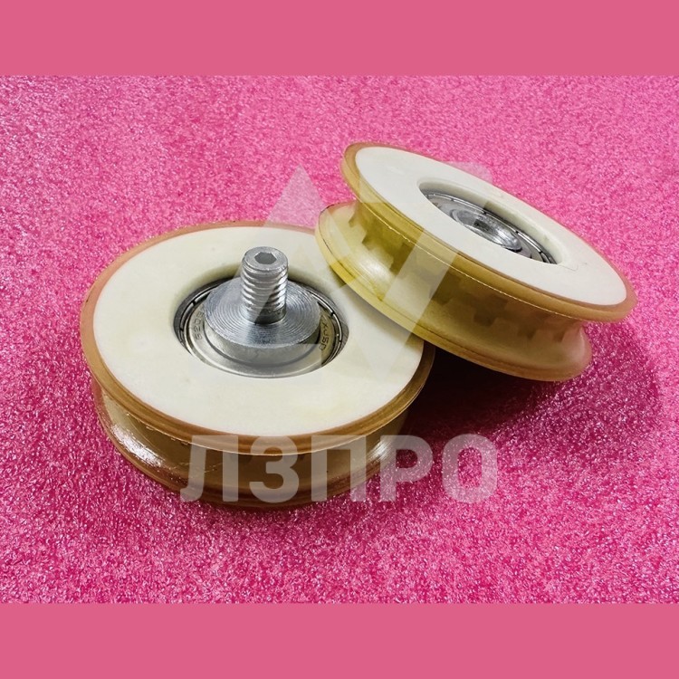 Ролик D=74мм каретки дверей верхний с осью M10 VAR30AP 57602956 Schindler