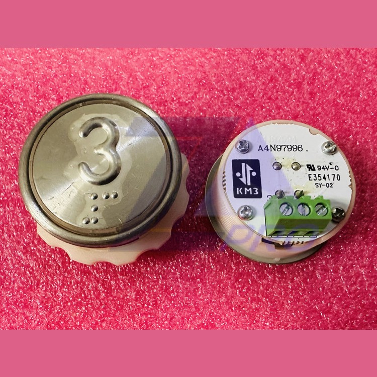Кнопочный модуль с шрифтом Брайля "3" разъём под винт A4N97996 MA2D04-D-R-03 КМЗ