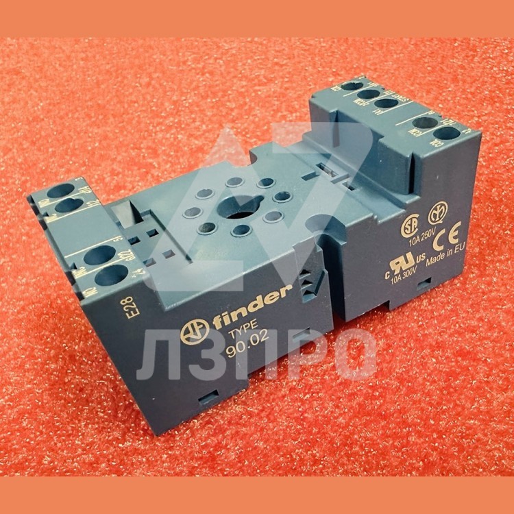 Колодка (розетка с винтовыми клеммами) type 90.02SMA Finder