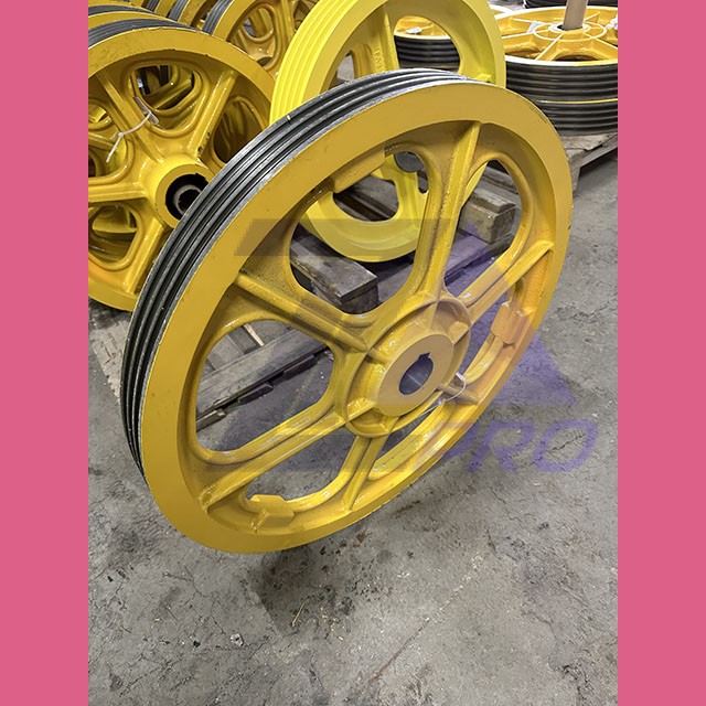 Шкив канатоведущий (620 мм, канаты 3x10 мм) ZAA260AT3 Ф конуса 60 мм