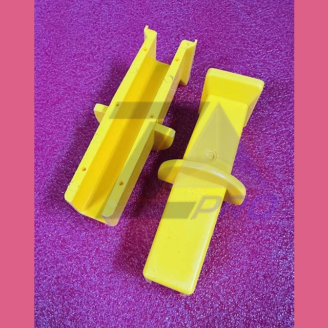 Вкладыш 16,5мм башмака кабины 127х34мм 6073203240 ThyssenKrupp