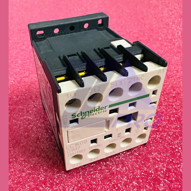 Контактор 220/230В 9А 3р 1NC LC1K0901M7 Schneider Electric
