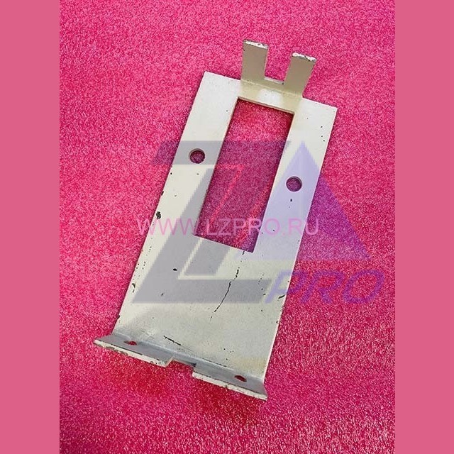 Кронштейн масленки большой ZAA283GY Отис