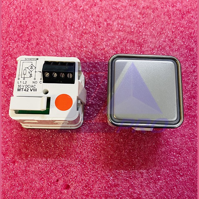 Модуль кнопочный без символов красная подсветка MT42 VIII Schaefer 