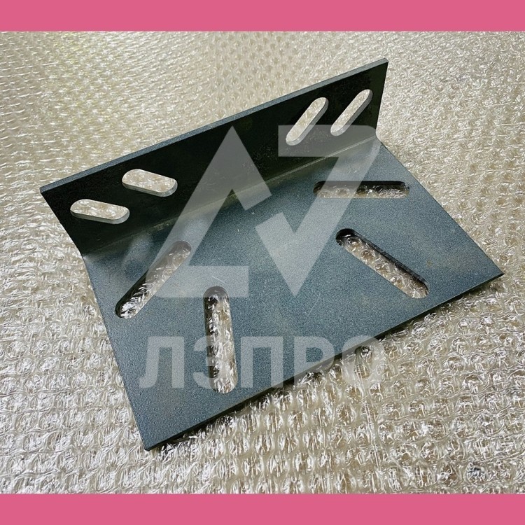 Кронштейн направляющей  кабины кор. ОТИС